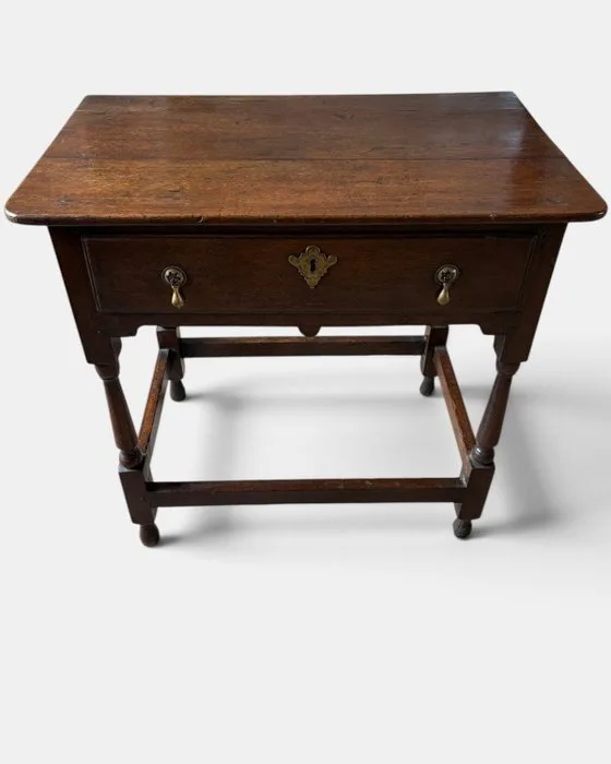 Side table - Oak