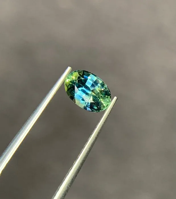 1 pcs Blue, Green Sapphire - 1.17 ct - International Colored Gemstone Association (ICA GemLab)