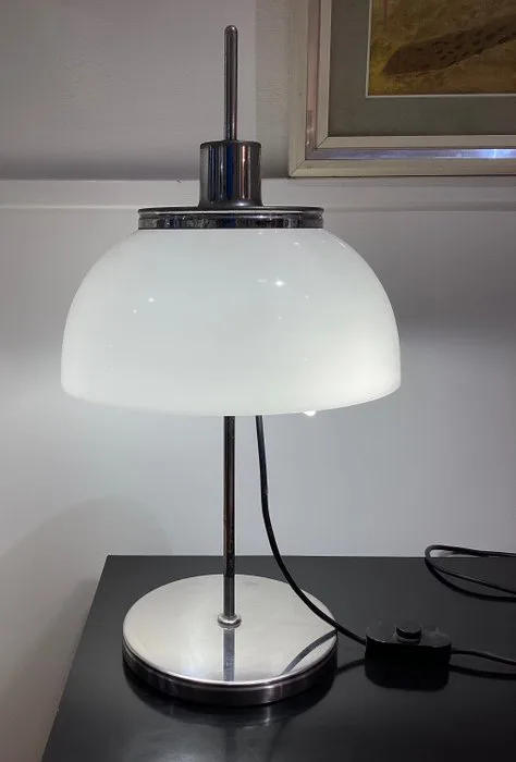 Harvey Guzzini - Luigi Massoni - Table lamp - Faro - Metal, Plastic
