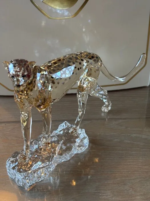 Swarovski - Figure - SCS - Annual Edition 2023 - Cheetah Mehira - 5636241 - Crystal, Glass