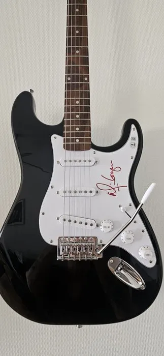 Alice Cooper - Guitar - Certificate, Hand signed