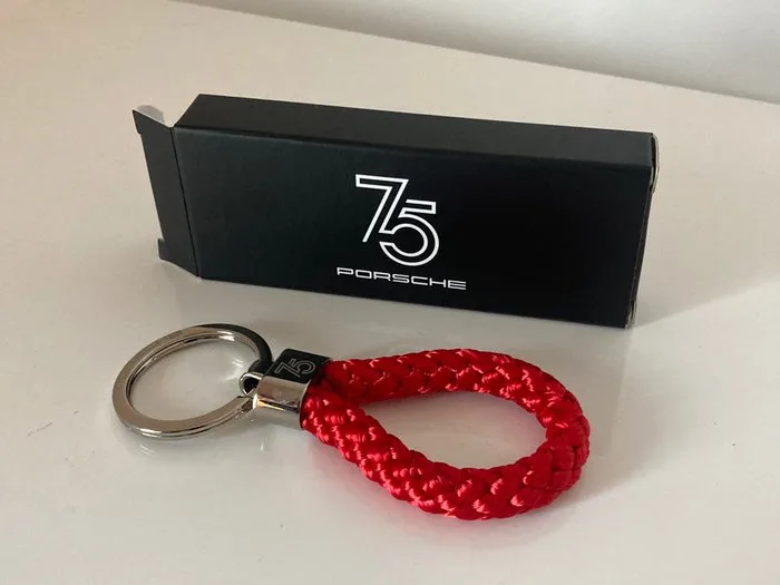 Keychain - Porsche - 75 Years - NO ENVIO A CANARIAS