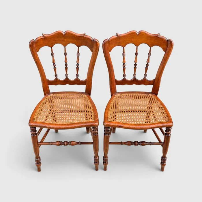 Chair (2) - Hardwood, caning - Caned seat