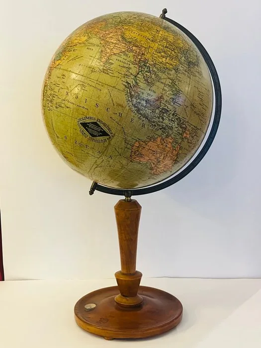 Terrestrial table globe - C.Luther - Columbus - terrestrial globe - 1930-1940