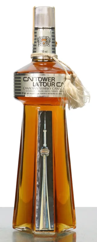 McGuinness Distillers' CN Tower Blended Canadian Whisky 1970 (71cl, 40%)