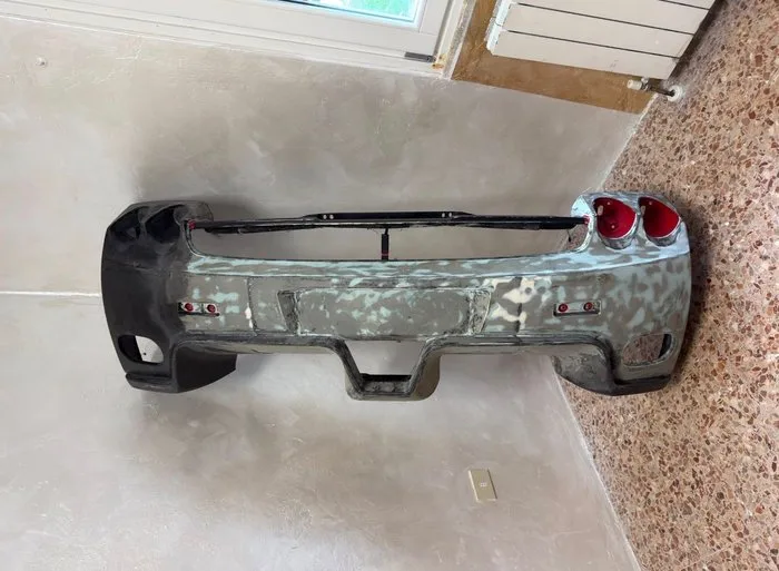 Original Ferrari Enzo rear bumper in carbon fiber - OEM ATR Cars - Structurally - Ferrari