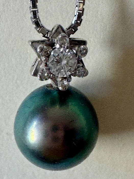 Necklace with pendant - 18 kt. White gold Pearl - Diamond