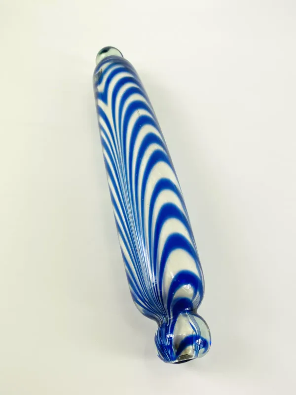 A late 19th century decorative Nailsea glass rolling pin, of typical style and form. 6.5cms wide x 6.5cms high x 38.5cms wide
