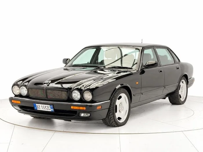 Jaguar - XJR 4.0 '' - 1995