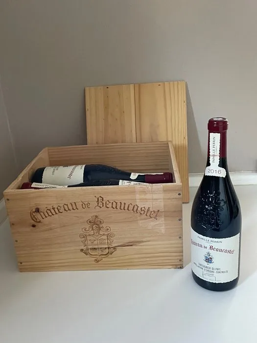 2016 Château Beaucastel - Châteauneuf-du-Pape - 6 Bottles (0.75L)