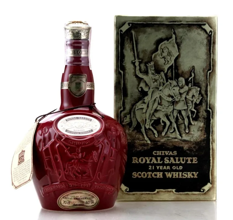 Royal Salute 21 Year Old Scotch Whisky – Ruby Flagon (70cl, 40%)