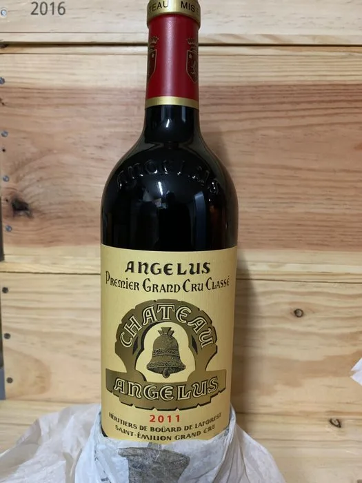 2011 Chateau Angelus - Saint-Émilion 1er Grand Cru Classé B - 1 Bottle (0.75L)