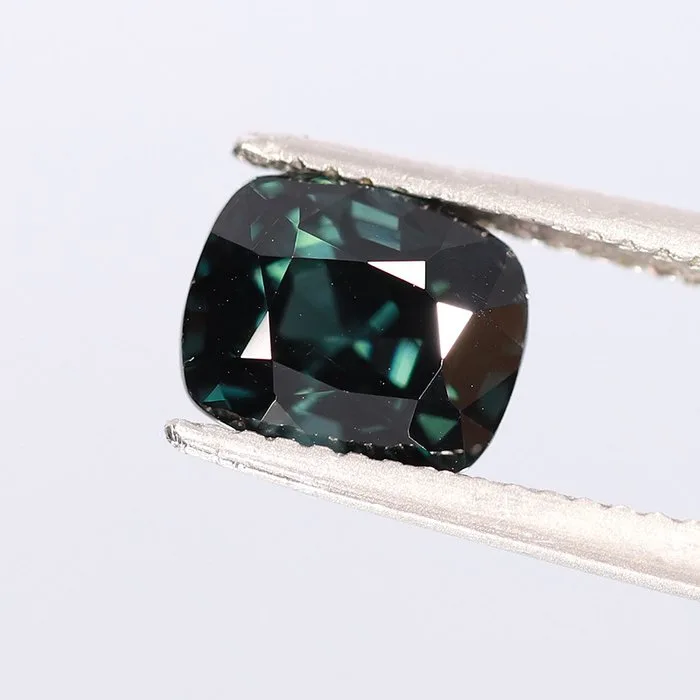 1 pcs Blue, Green Spinel - 2.21 ct - Asian Institute of Gemological Sciences (AIGS)