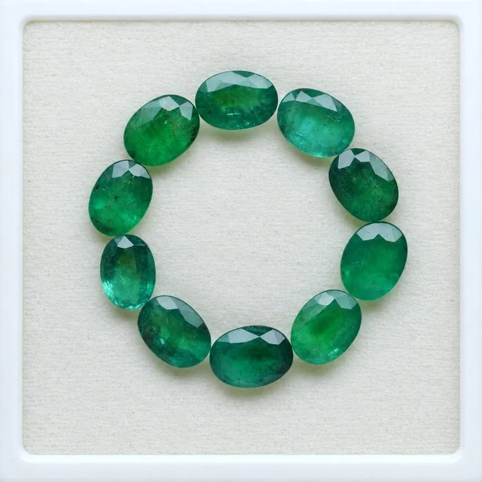 10 pcs Green Emerald - 20.08 ct - Gemological Science International (GSI)