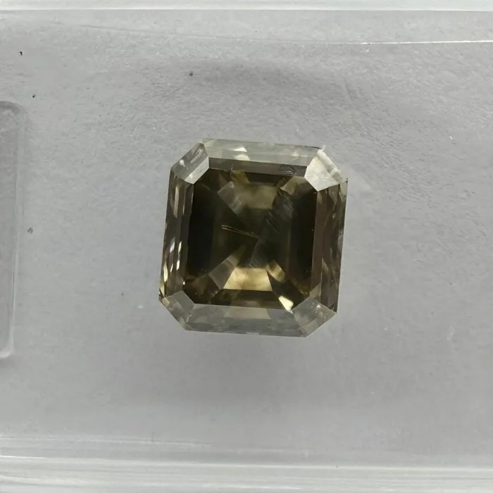 1 pcs Diamond (Natural coloured) - 1.95 ct - Emerald - Fancy deep Brownish, Greenish - SI1 - International Gemological Institute (IGI)