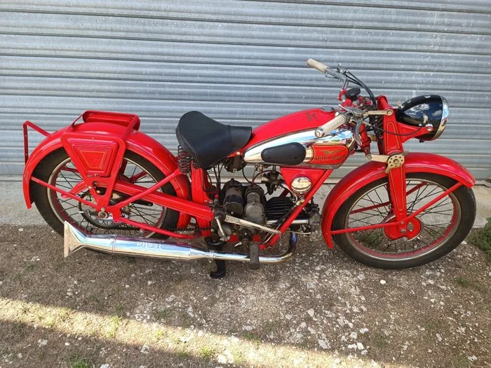 Moto Guzzi - PLS - 250 cc - 1937