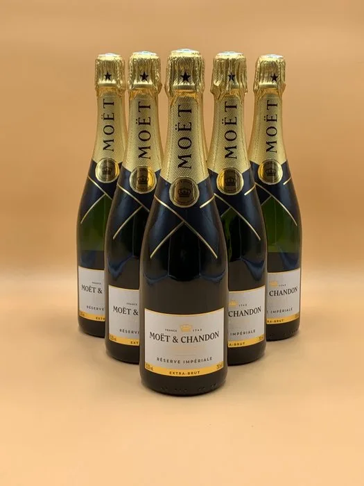 Moët & Chandon, Réserve Impériale - Champagne Extra Brut - 6 Bottles (0.75L)
