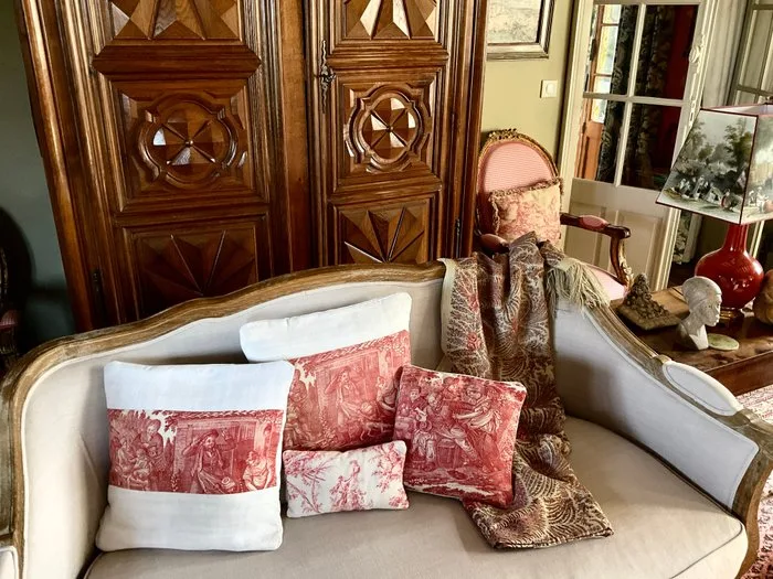 Three early 19th Century (Ca. 1825 ) Toile de Jouy - Nantes cushions - Cushion