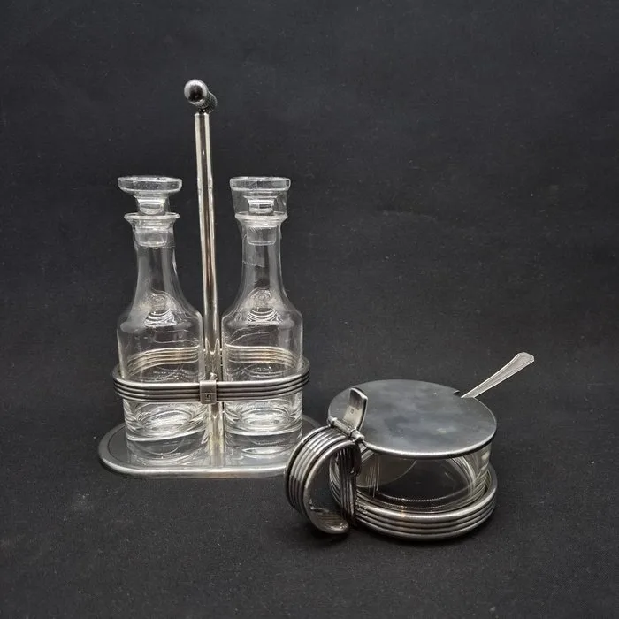 Christofle, Fleuron - Cruet set - Silverplated - Oil and vinegar set