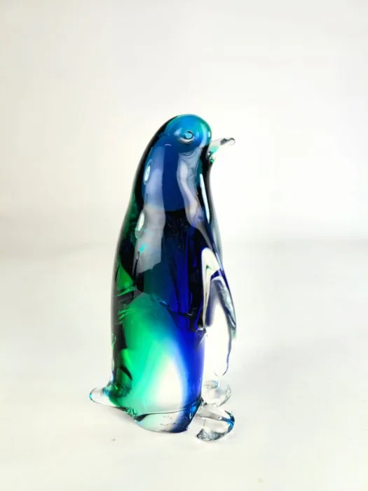 Sculpture, Pinguino Blu Verde - 14.5 cm - Murano glass - 2026
