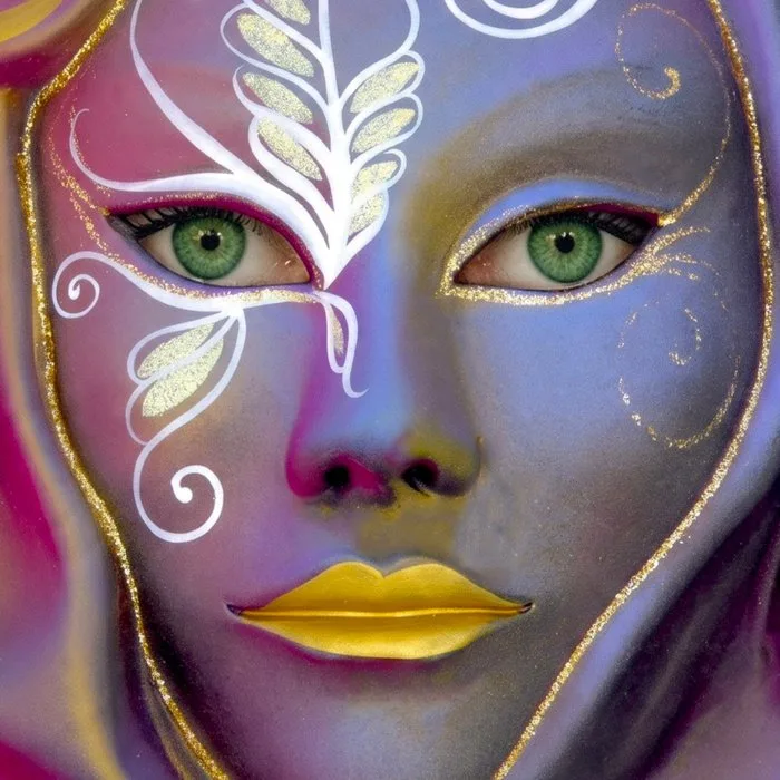 Mask - Ceramica d’Arte Veneziana - "Il Mistero di Elena" (35 cm) Dipinta a Mano con Decori Oro Zecchino 24K - Italy - 1960-1970