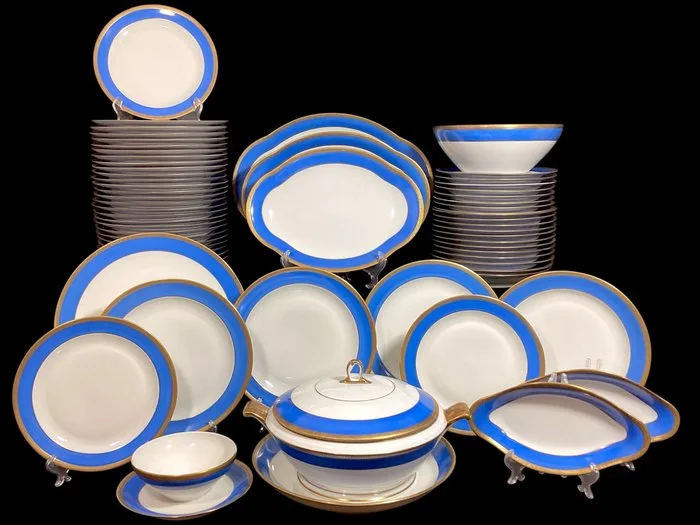 Limoges France - Porcelaines d’Art René Caire - Table service (69) - Porcelain - Hand-painted