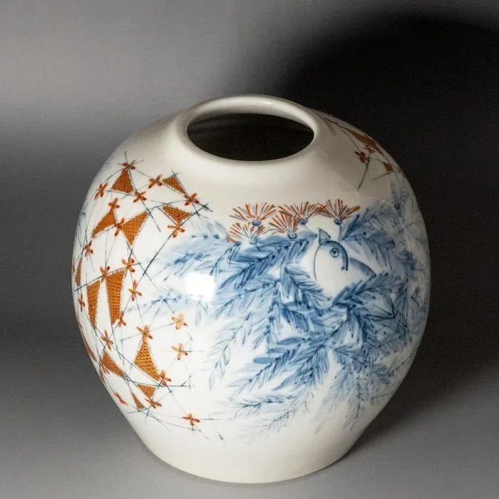 Sometsuke and Akae Porcelain Jar with Bird and Berries - Ceramic - Eiichi Shofu (松風栄一, 1915–) - Japan - Shōwa period (1926-1989)