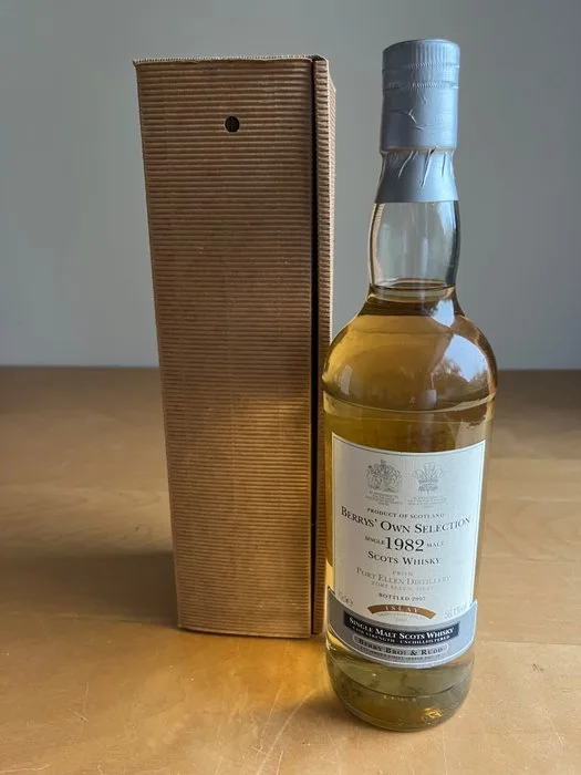 Port Ellen 1982 24 years old Berrys' Own Selection - Berry Bros. & Rudd. - b. 2007 - 70cl