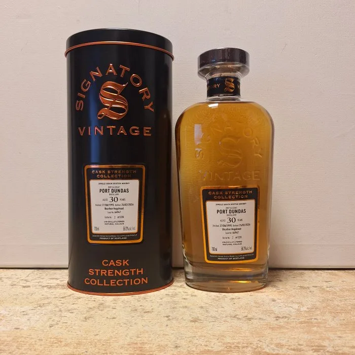 Port Dundas 1995 30 years old Cask Strength Collection - Bourbon Hogshead no. 64947 - Signatory Vintage - b. 2026 - 700ml