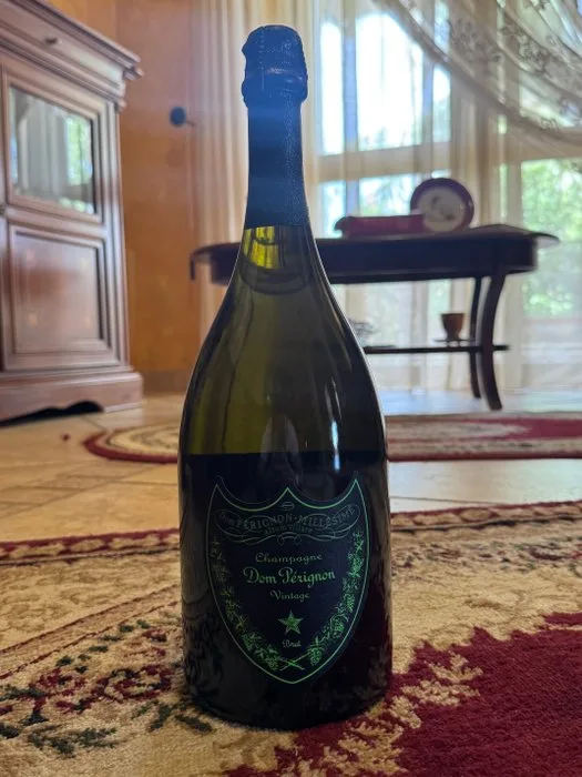 2013 Dom Pérignon, Luminous - Champagne Brut - 1 Magnum (1.5L)