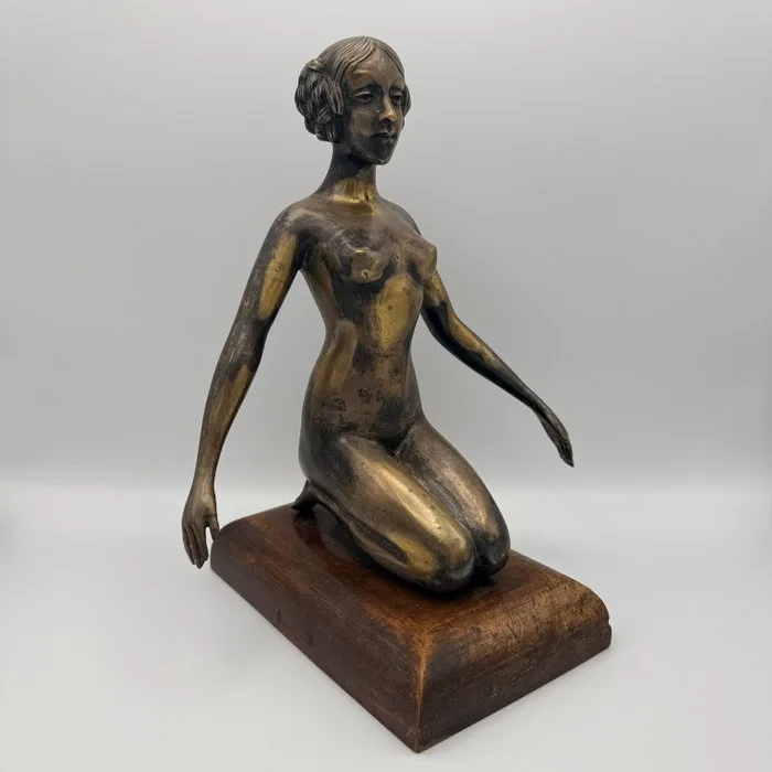 Sculpture, ohne Titel - Aktfigur - 26.8 cm - Silver plated brass