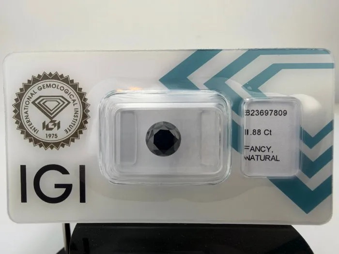 1 pcs Diamond (Natural coloured) - 1.88 ct - Not specified in lab report - International Gemological Institute (IGI)