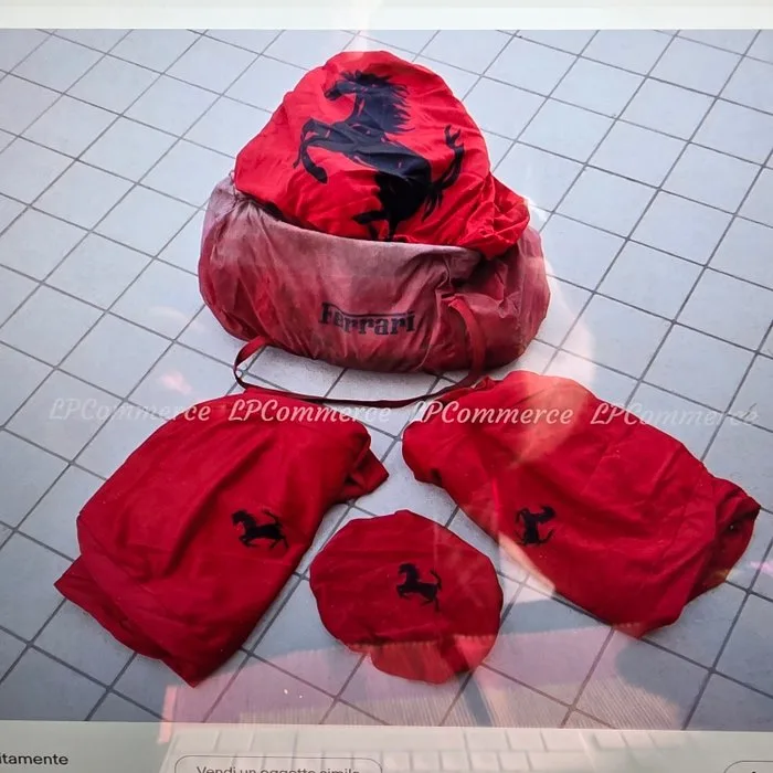 Car part (5) - Ferrari - Copri Auto Ferrari 360 completo - 1980-1990