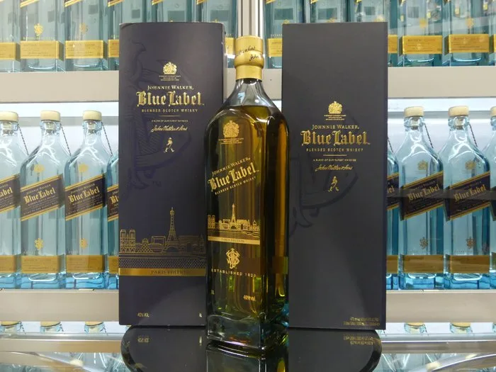 Johnnie Walker Blue Label Skyline Paris Limited Edition - b. 2014 - 1 Litre