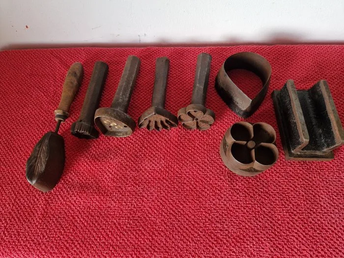 Industrial equipment - Vintage millinery stamp punches - Netherlands - Making of silk flowers