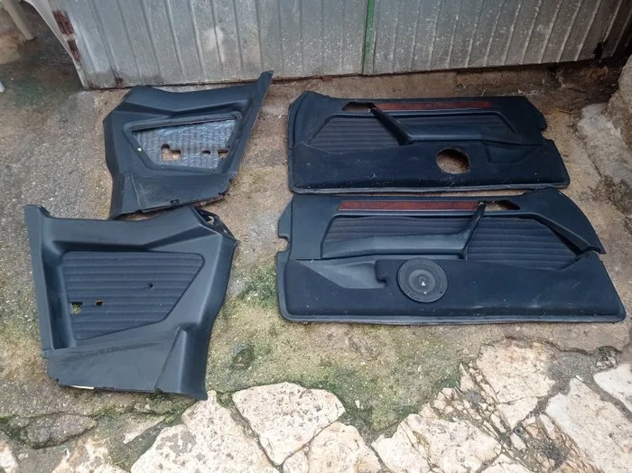 Car part (4) - Mercedes-Benz - Mercedes Benz 300CE-24 coupé e cabrio pannelli porta