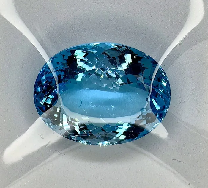 Blue Topaz - 31.92 ct - Instituto Gemólogico Español (IGE)