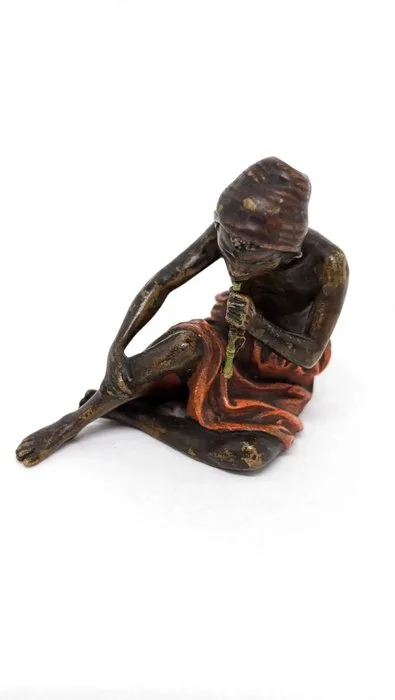 Franz Bergmann - Figure - Sitzender Mann mit Pfeife - Cold painted bronze