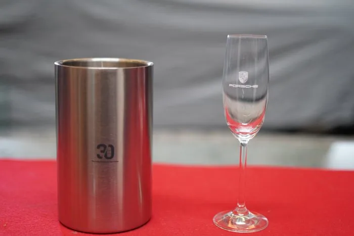 Champagne Set - Porsche - Porsche champagne flute and stainless steel wine cooler