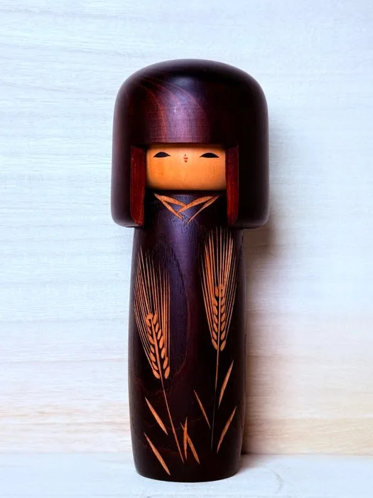 Usaburo - 卯三郎 - Statue, Sosaku Kokeshi “Bakushu” (Wheat Harvest) - 17 cm - Wood