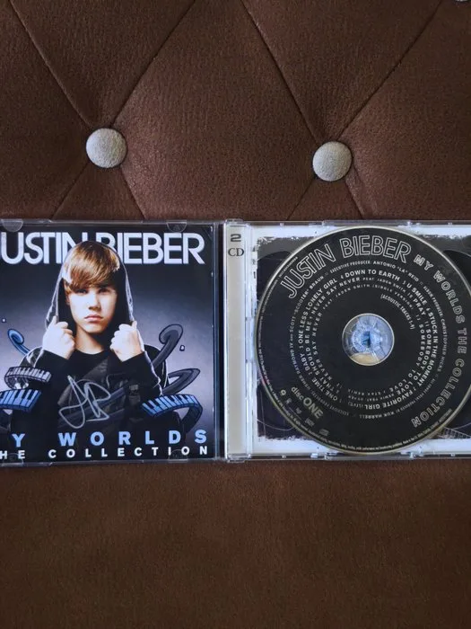 Justin Bieber - CD - Hand signed, Certificate