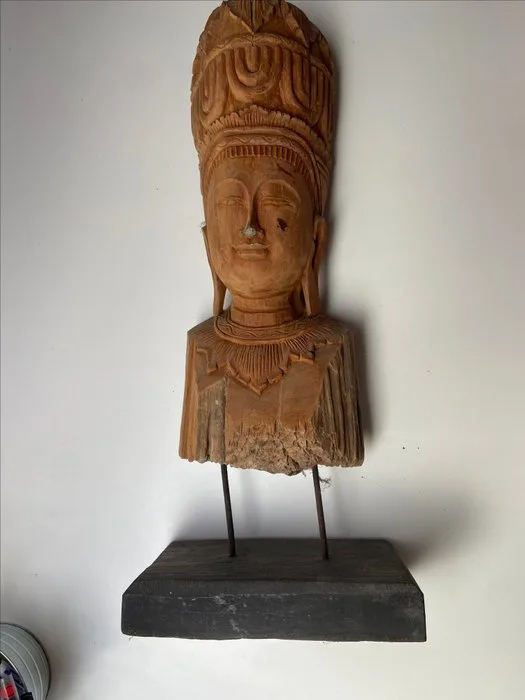 Hand-carved Wooden Bust of a Deity on Sokke - Wood - Thailand - 20th century