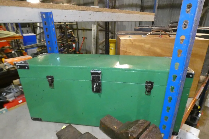 1 x Vintage wooden tool chest