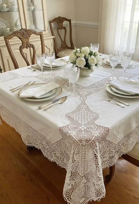 Tablecloth (9) - 170 cm - 170 cm - PIZZO BURANO