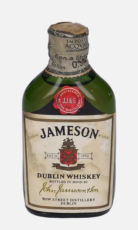 Jameson (4.6cl, 43%)