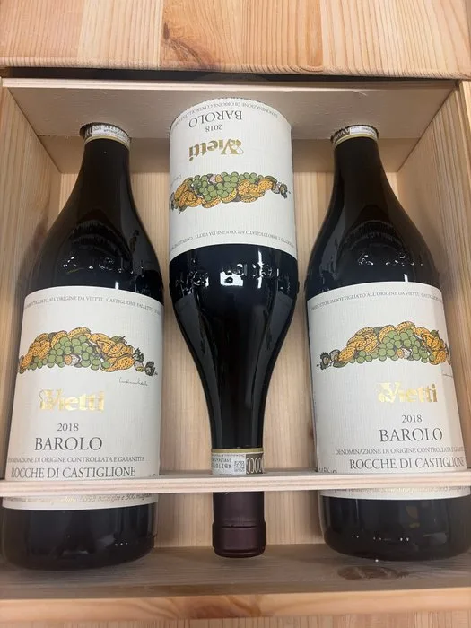 2018 Vietti, Rocche di Castiglione - Barolo DOCG - 3 Bottles (0.75L)