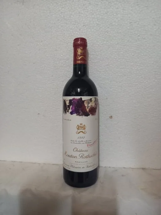 1992 Chateau Mouton Rothschild - Pauillac 1er Grand Cru Classé - 1 Bottle (0.75L)