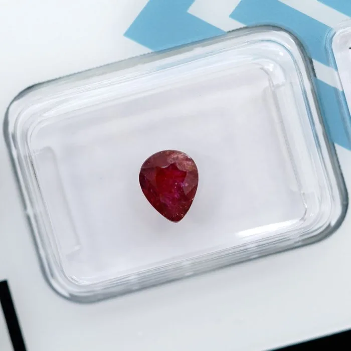 1 pcs Red Ruby - 1.12 ct - International Gemological Institute (IGI)